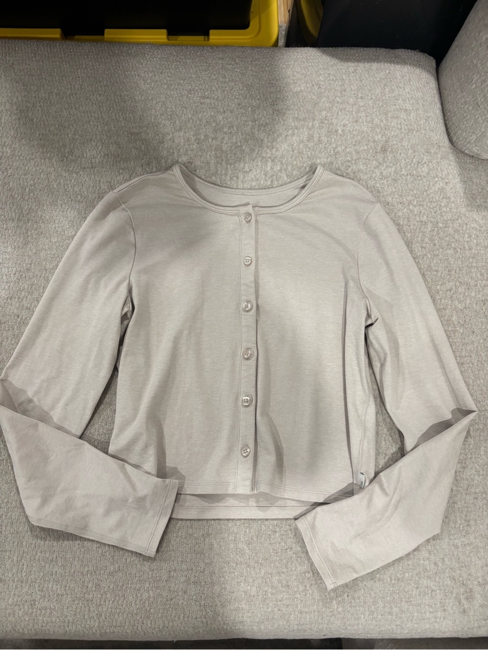 Vuori Beige Button-Front Long Sleeve Crop Cardigan